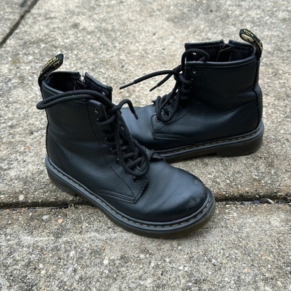 Dr. MartensKids' 1460 Softy T Leather Lace-Up Combat Boots Size US 1 - Picture 1 of 8